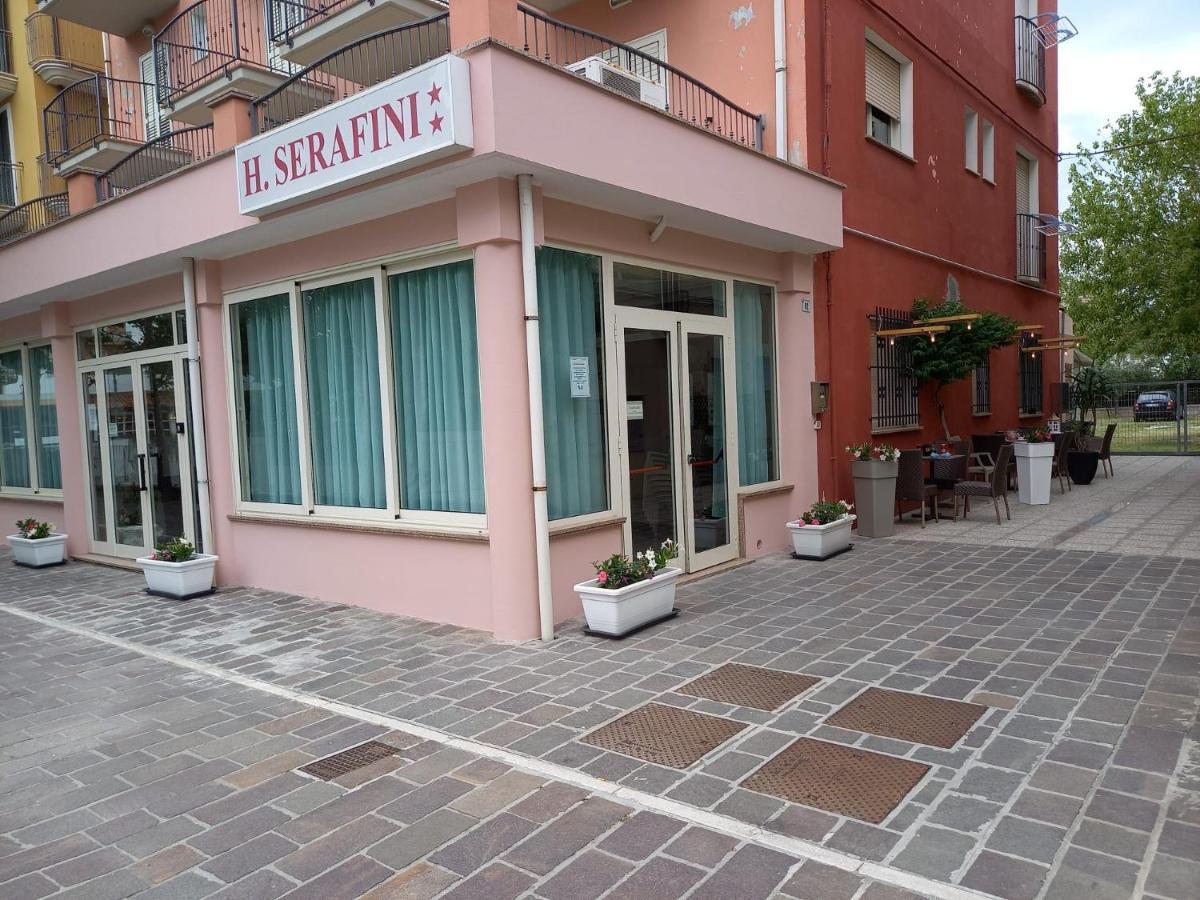 Hotel Serafini Misano Adriatico Esterno foto