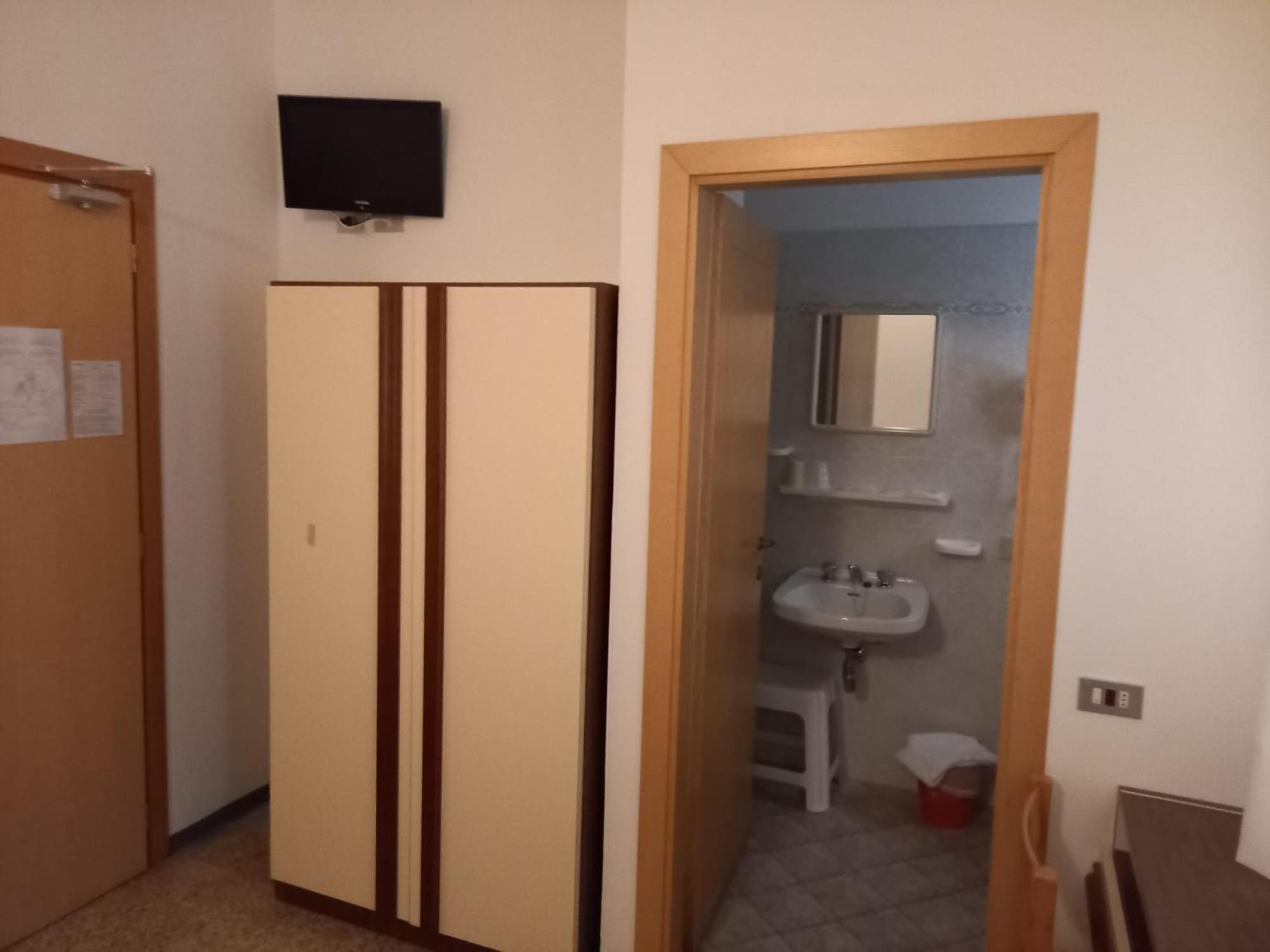 Hotel Serafini Misano Adriatico Esterno foto
