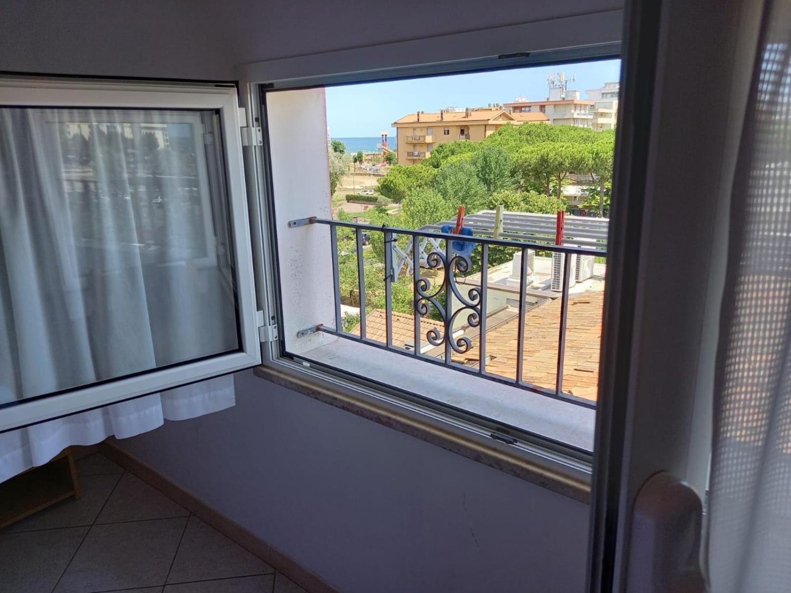 Hotel Serafini Misano Adriatico Esterno foto