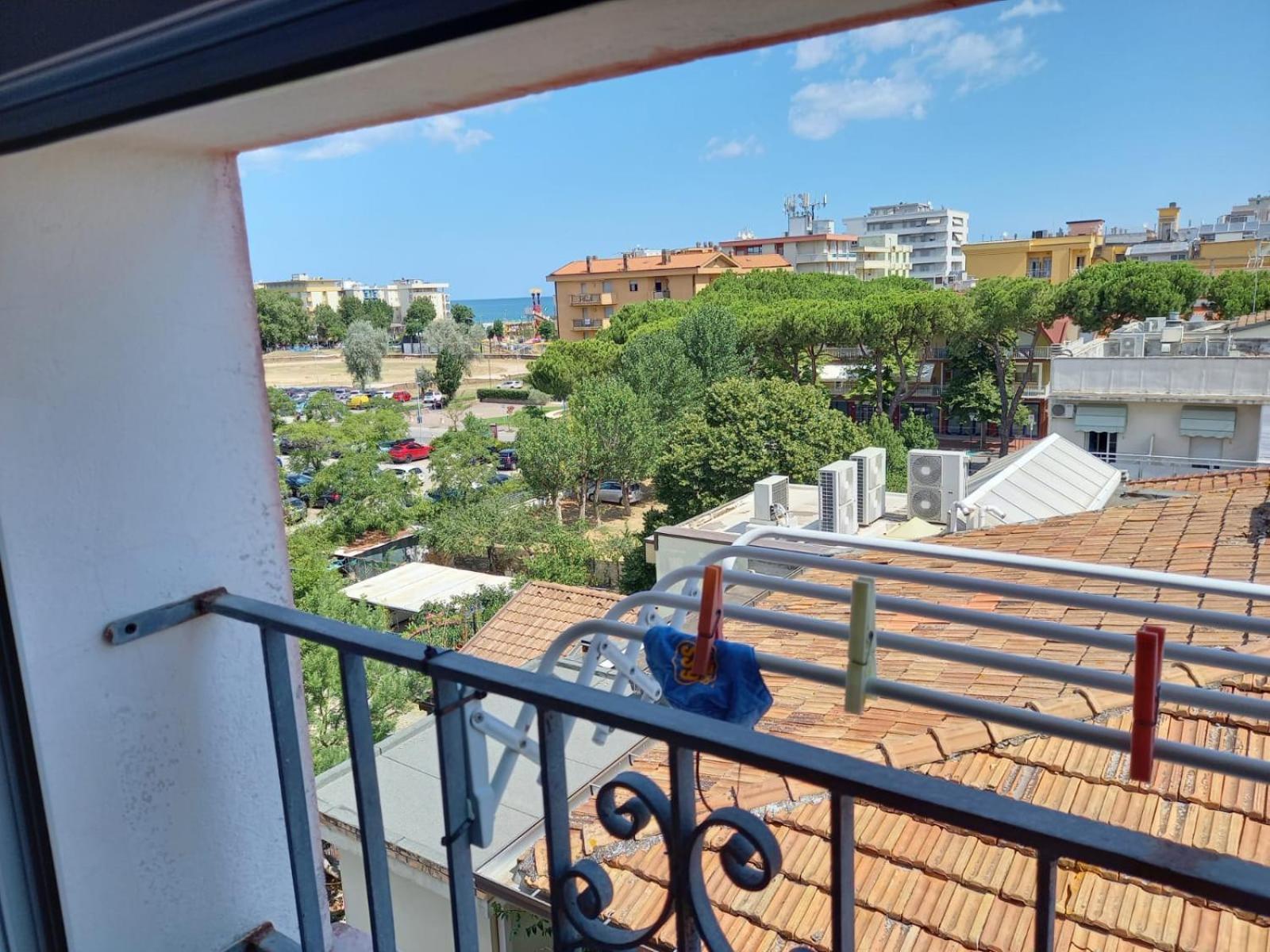 Hotel Serafini Misano Adriatico Esterno foto